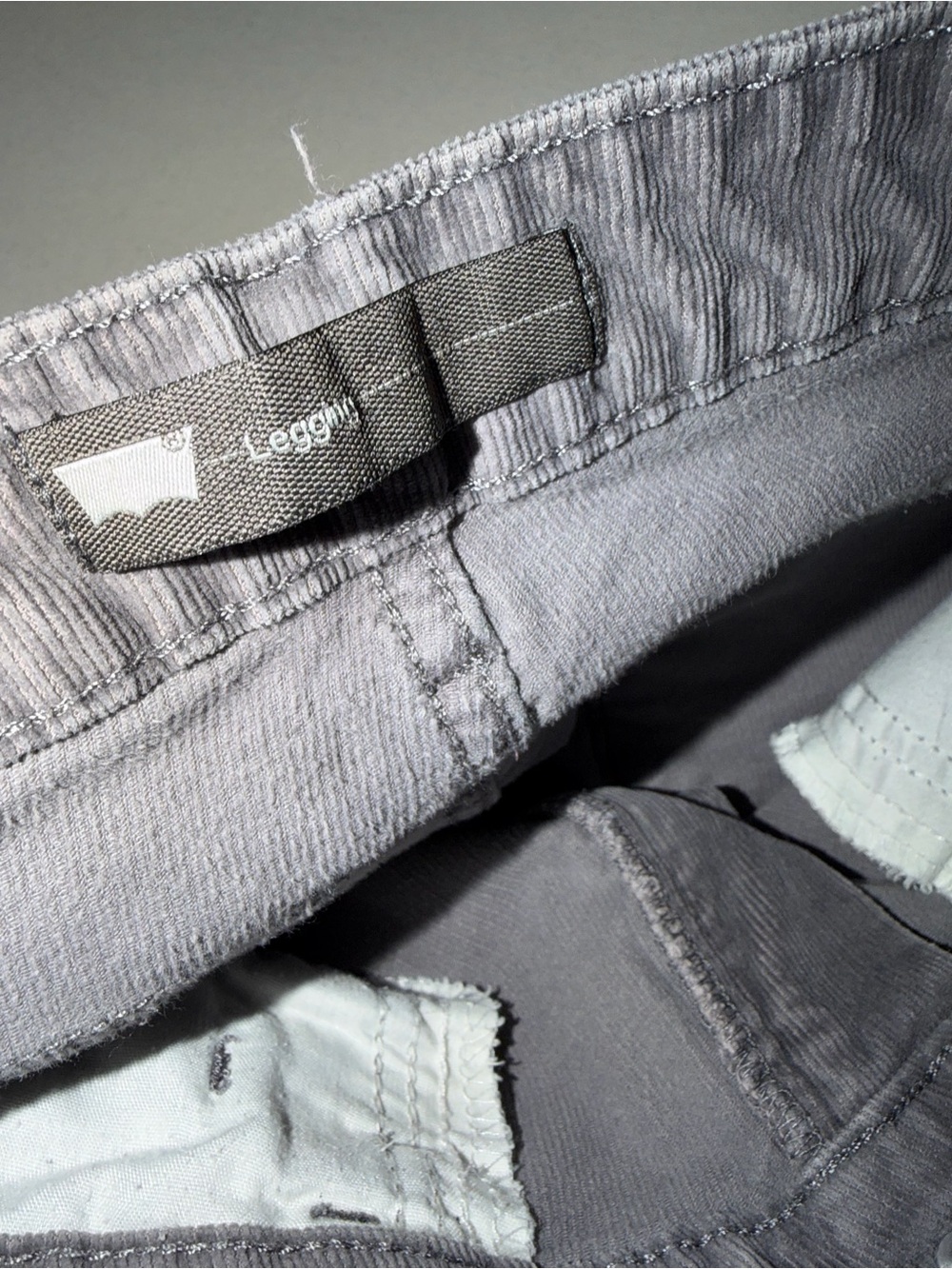 Womens Levi’s Legging Jeans Size 30 - Picture 4 of 8
